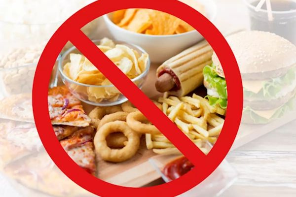 Kiêng ăn gì sau khi cấy chân mày để có kết quả tự nhiên và an toàn?