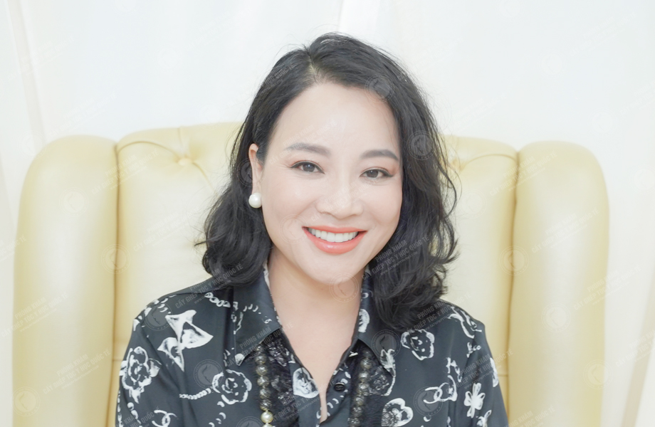 Lưu Bích Nguyệt - Cấy tóc đường chữ M 5